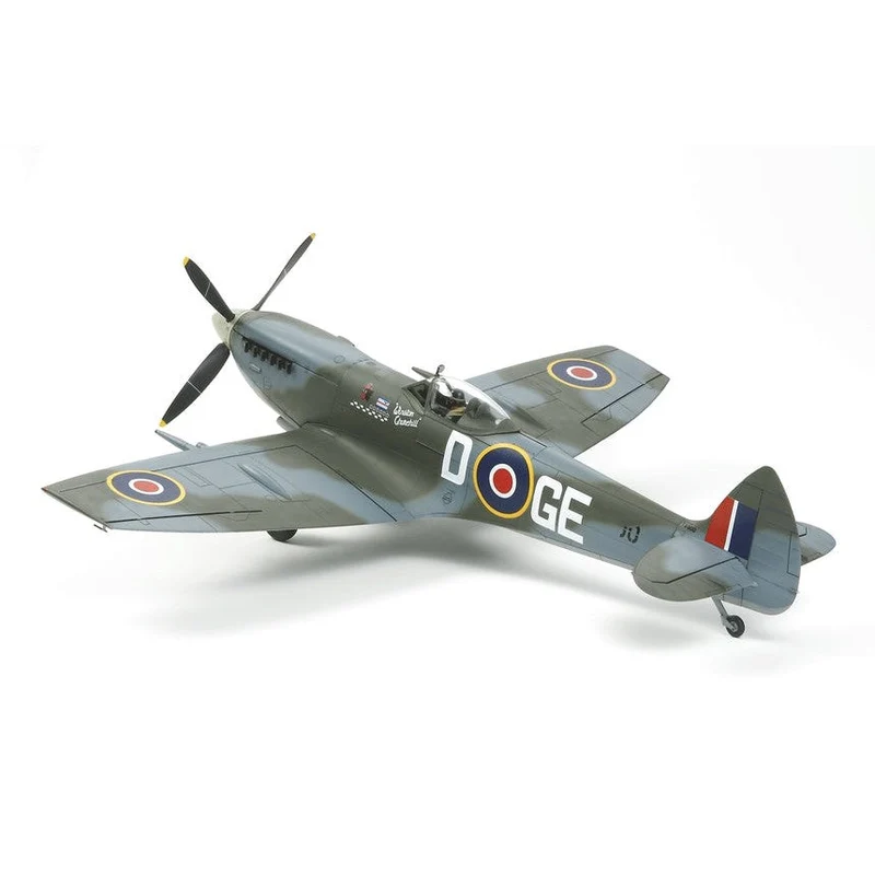 Tamiya 1/32 Supermarine Spitfire Mk.XVIe (F)