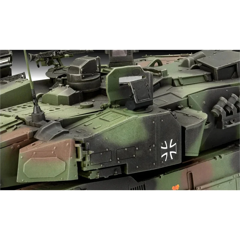 1/35 Leopard 2A7A1 Model Kit