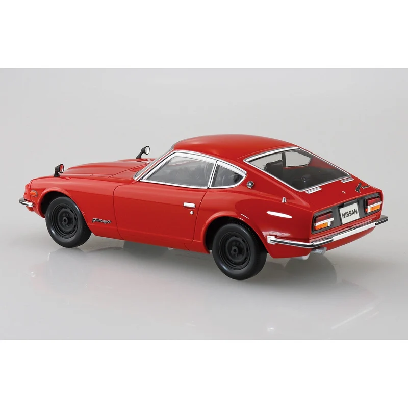 Aoshima 1/32 Snap Nissan S30 Fairlady Z (Red)