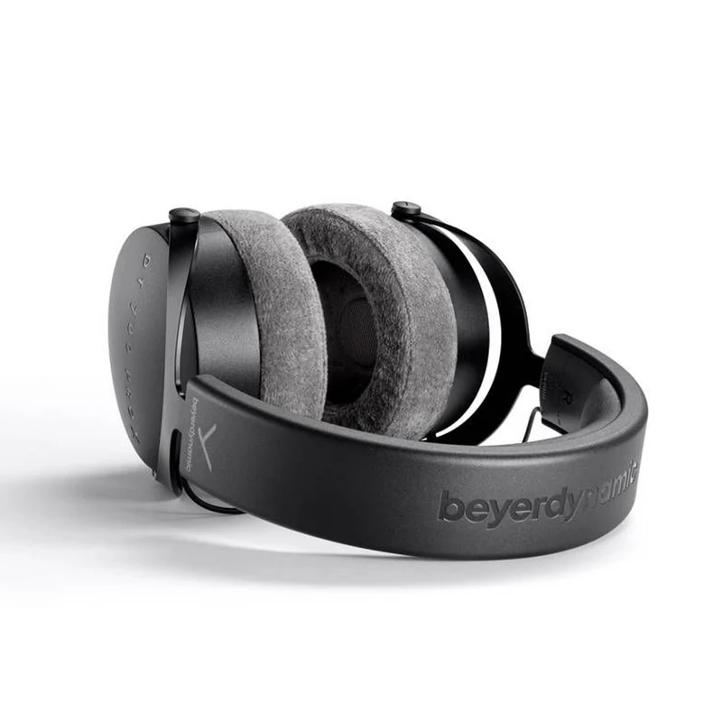 Beyerdynamic DT 700 PRO X Closed Back Headphones 48 Ohms (BD737704)
