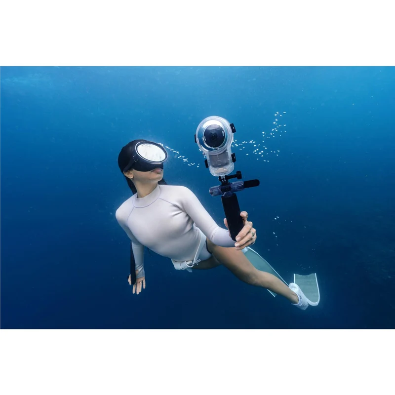 Insta360 X6 8K 360 Action Camera Essentials Bundle (Midnight Black)