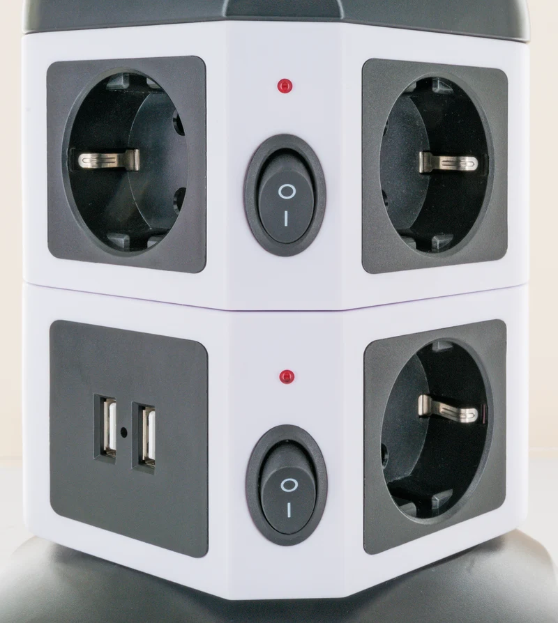Steckdosentower 7-fach 2 USB-A Anschlüsse Kabel ausziehbar drehbar