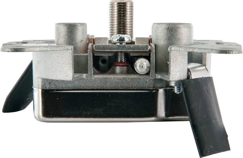 Multimedia Durchgangsdose 8 dB