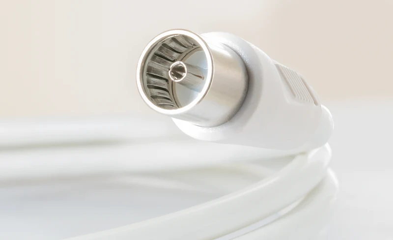 TV Anschlusskabel für Self-Install