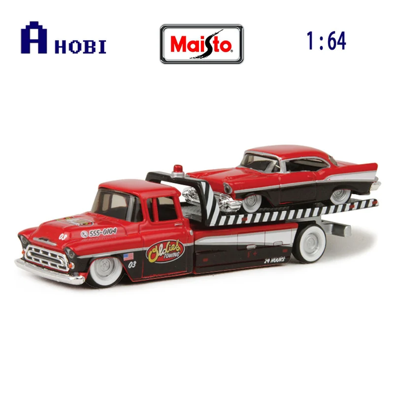 Maisto 1:64 Scale 1953 B-61 Mack Flatbed & 1929 Ford Model A Diecast Model