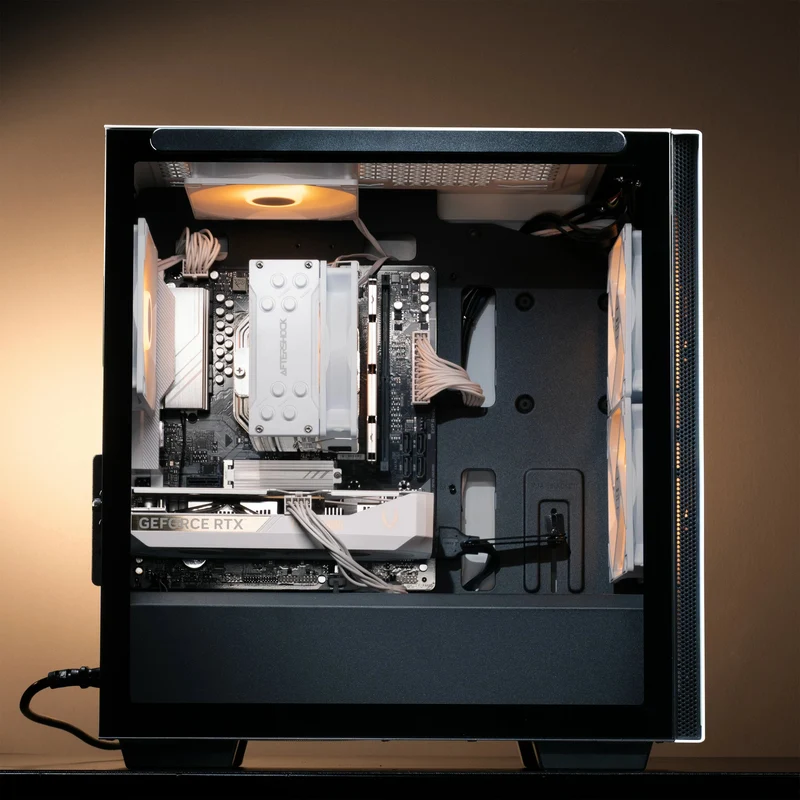 Aftershock Samurai | RTX 5060 | Ryzen 5 7500F | Desktop Gaming PC