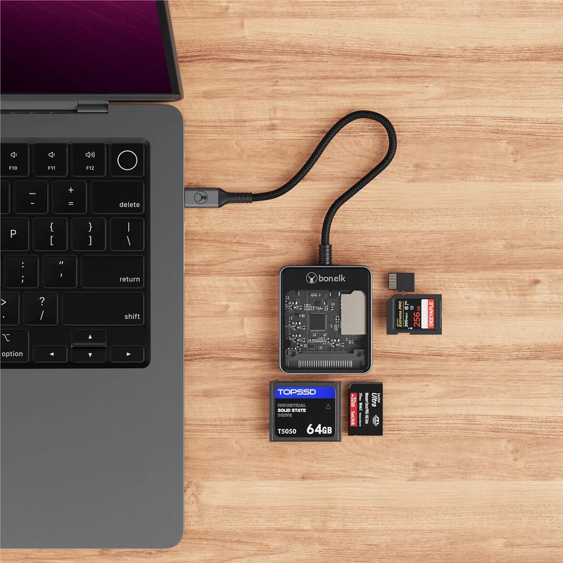 Bonelk Vision Long-Life USB-C to 4in1 Multi Card Adapter (SG/Clear)