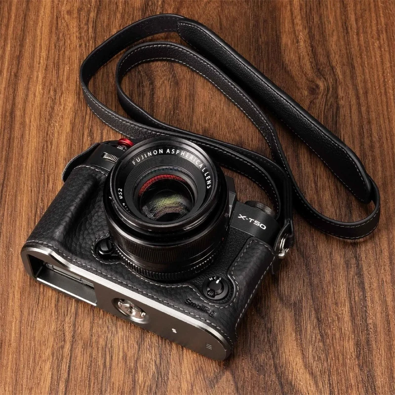 SmallRig Leather Half Case Kit for Fujifilm X-T50 4709 (Black)