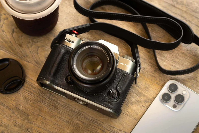 SmallRig Leather Half Case Kit for Fujifilm X-T50 4709 (Black)