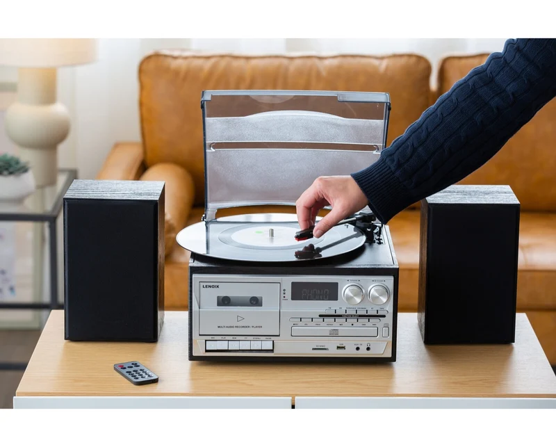 Lenoxx Audio Home Entertainment System CD/Cassette/Vinyl Player (Black)