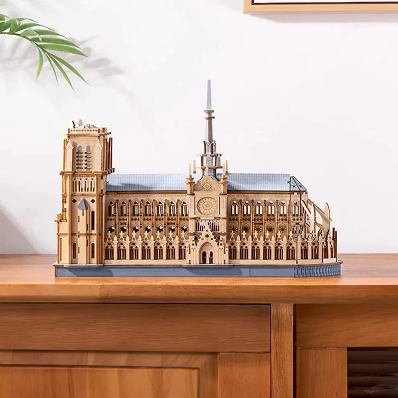 Robotime DIY Paris Cathedral (Notre Dame)