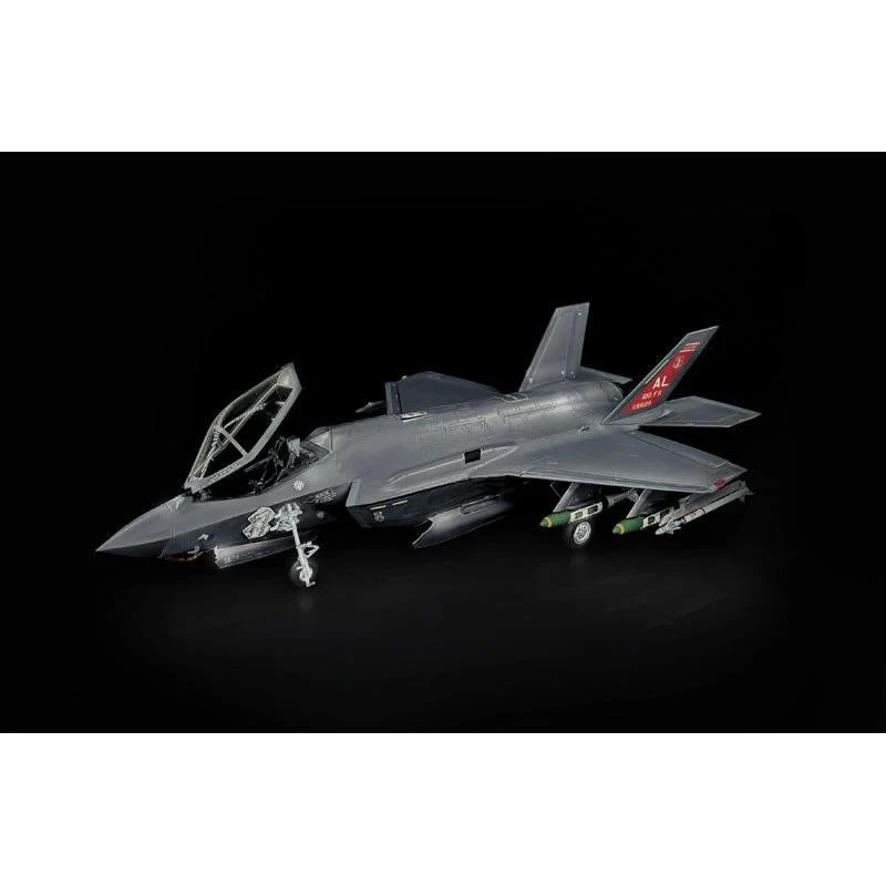 Italeri 1/48 F-35A Lightning II (Beast Mode) - Aus Decals