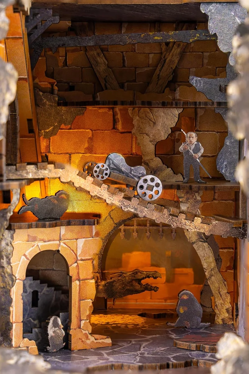 Revell 1/24 Harry Potter: Gringotts Bank Book Nook