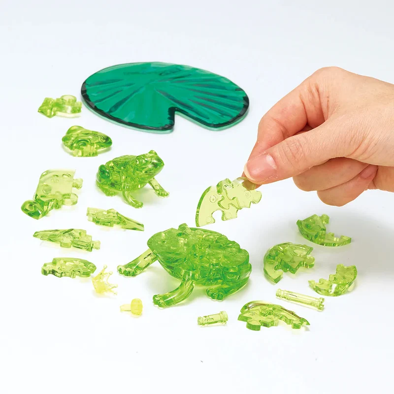 Bepuzzled 3D Crystal Puzzle: Frog