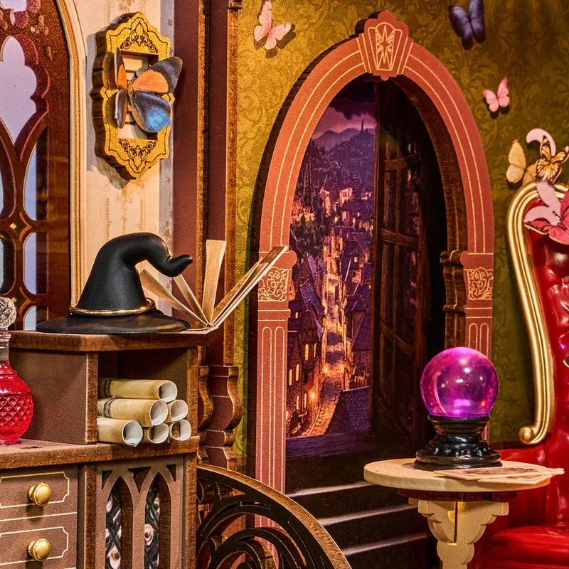 Robotime DIY Bookends Kit Magic Fantasy Corner