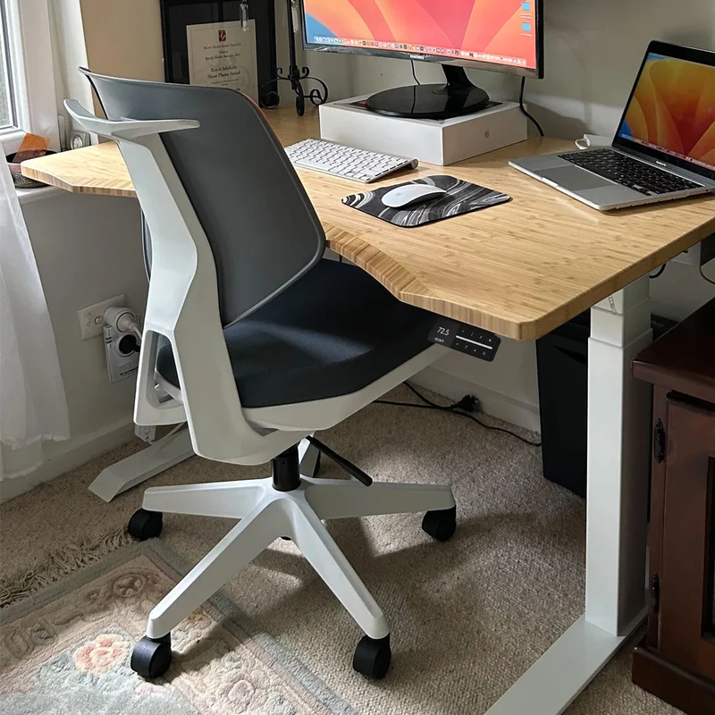 Desky Swivel 3D Tilt Chair (White/Grey)