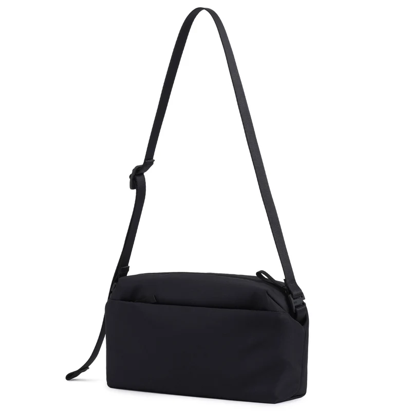 Urth Dolomite 7L Crossbody Camera Sling Bag (Black)