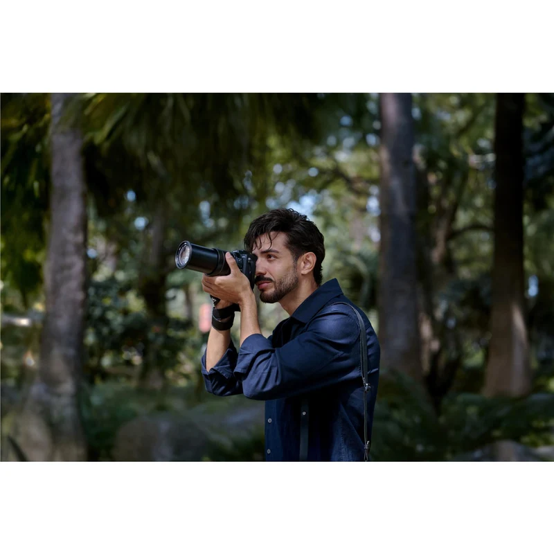 Sony RX10 V 24-600mm High-Zoom Digital Camera