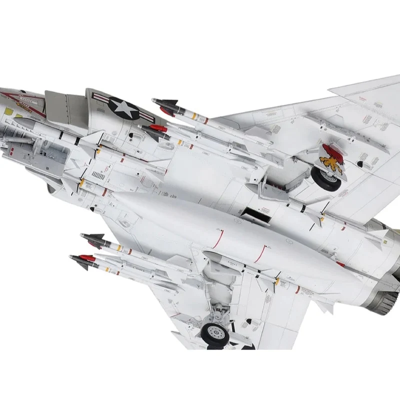 Tamiya 1/48 McDonnell Douglas(TM) F4B Phantom II(TM)