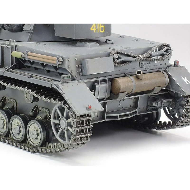 Tamiya 1/35 German Tank Panzerkampfwagen IV Ausf. F / Sd.Kfz.161